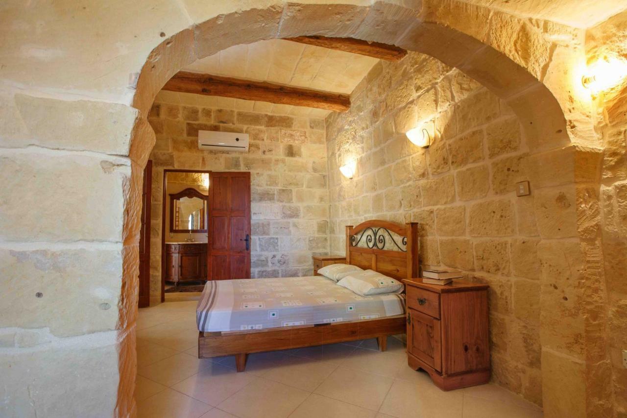 Il-Veduta Holiday Farmhouse With Sunny Private Pool In Island Of Gozo Għarb Zewnętrze zdjęcie