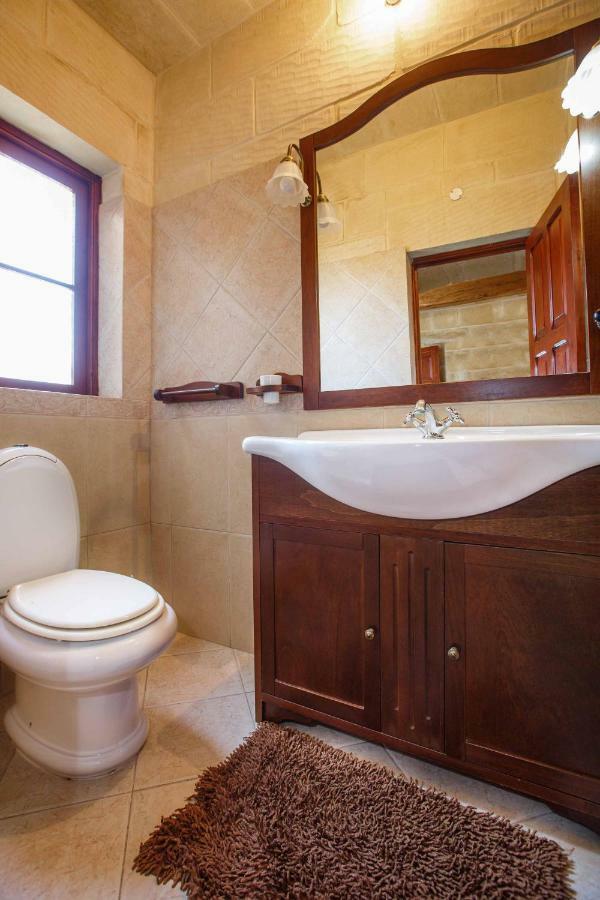 Il-Veduta Holiday Farmhouse With Sunny Private Pool In Island Of Gozo Għarb Zewnętrze zdjęcie