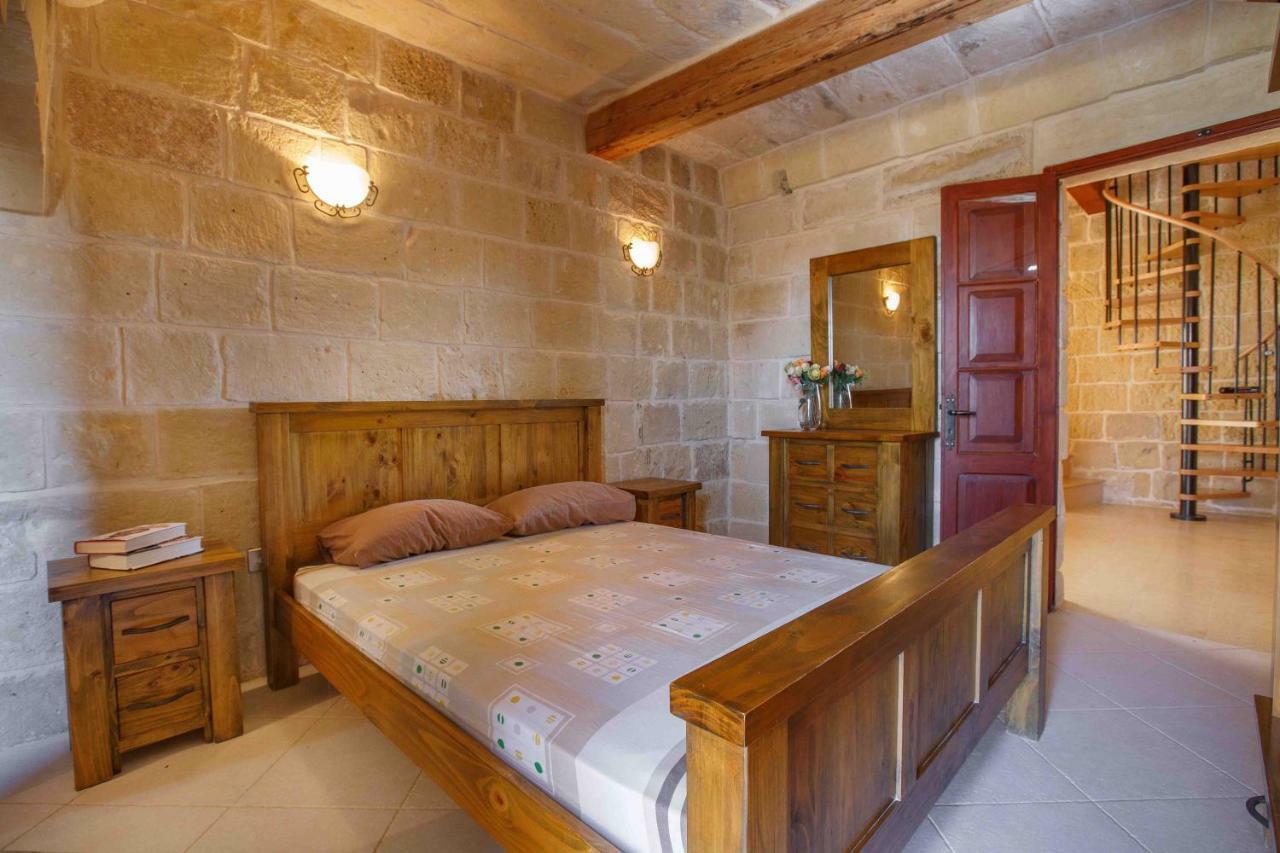 Il-Veduta Holiday Farmhouse With Sunny Private Pool In Island Of Gozo Għarb Zewnętrze zdjęcie