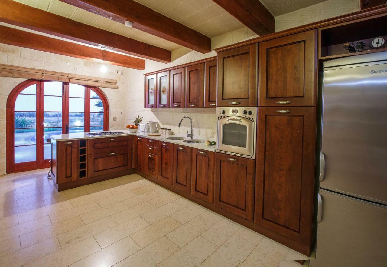 Il-Veduta Holiday Farmhouse With Sunny Private Pool In Island Of Gozo Għarb Zewnętrze zdjęcie